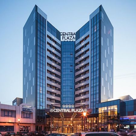 Central Plaza Hotel Piatra Neamt Ngoại thất bức ảnh